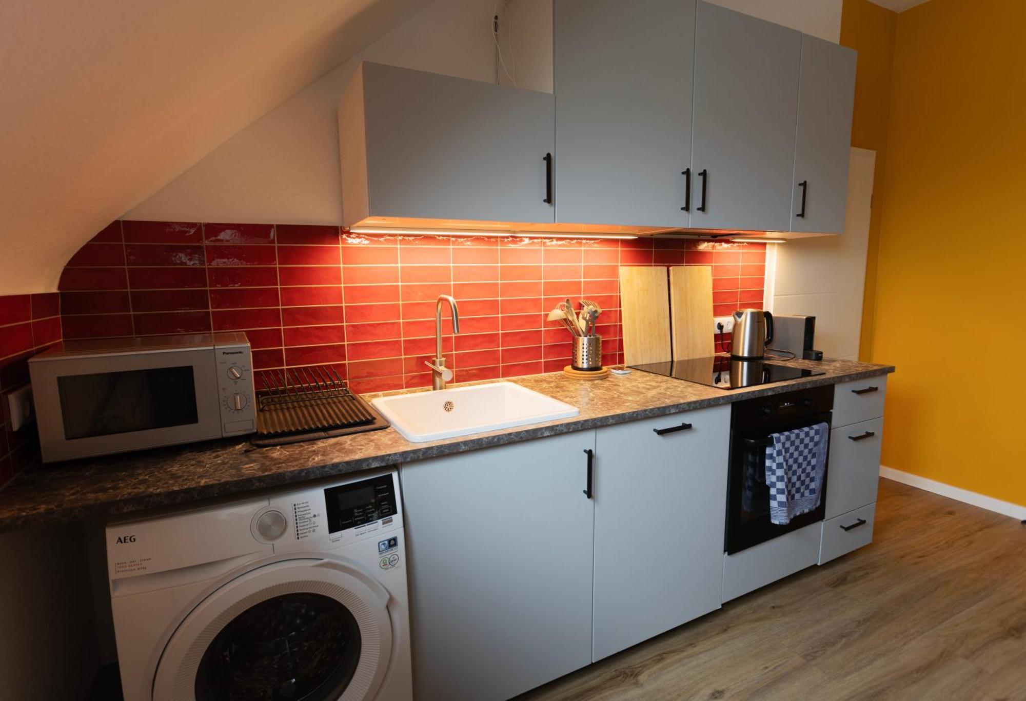 Ferienwohnung Big Flat With Fresh Renovation, Free Parking, Sonyps, Netflix Duisburg Exterior foto