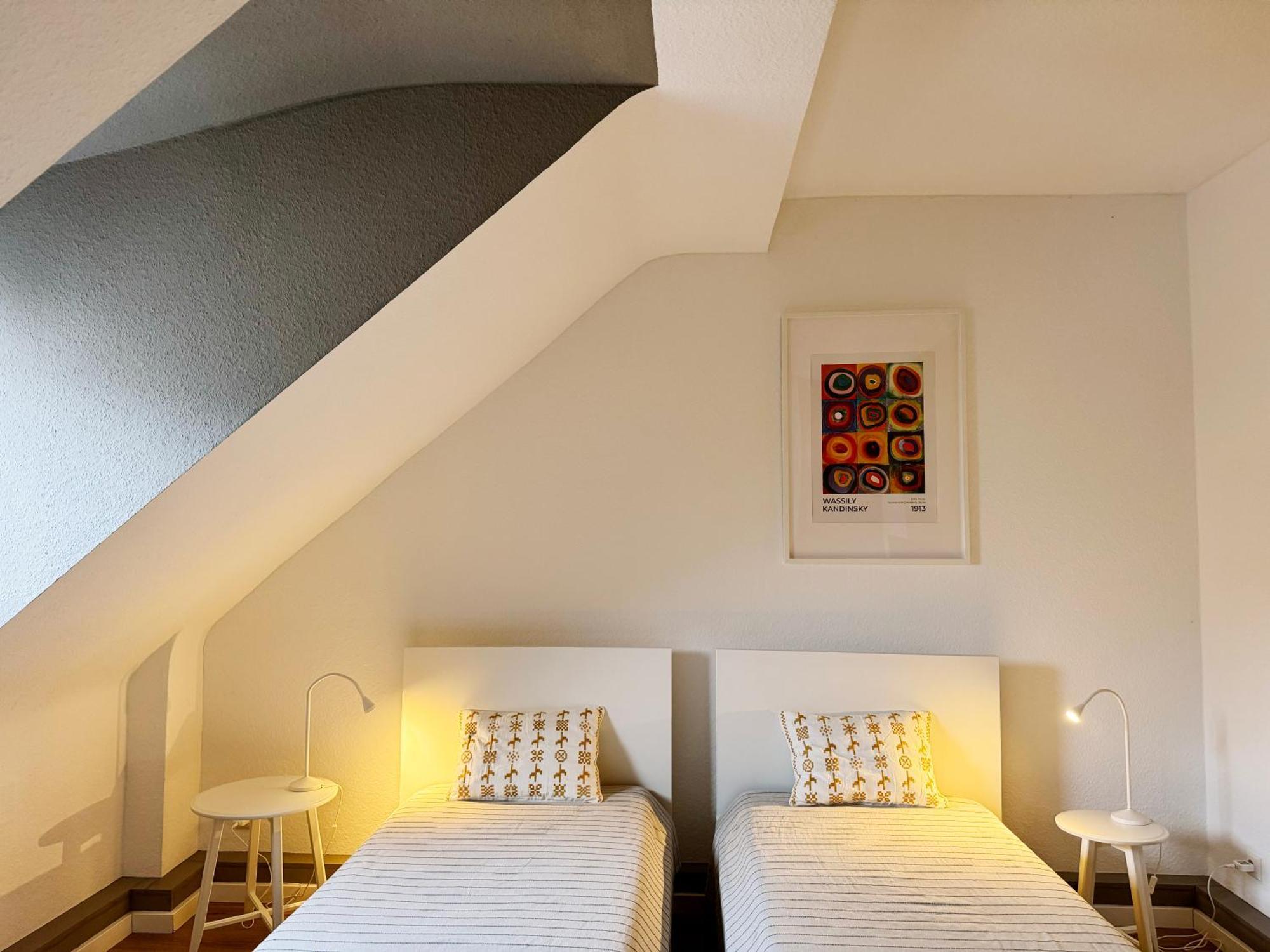 Ferienwohnung Big Flat With Fresh Renovation, Free Parking, Sonyps, Netflix Duisburg Exterior foto